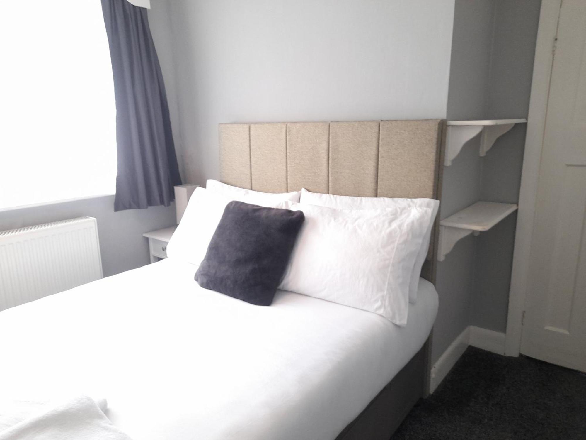 فيلا Bright 4-Bed House 15 Min To Manchester Centre المظهر الخارجي الصورة