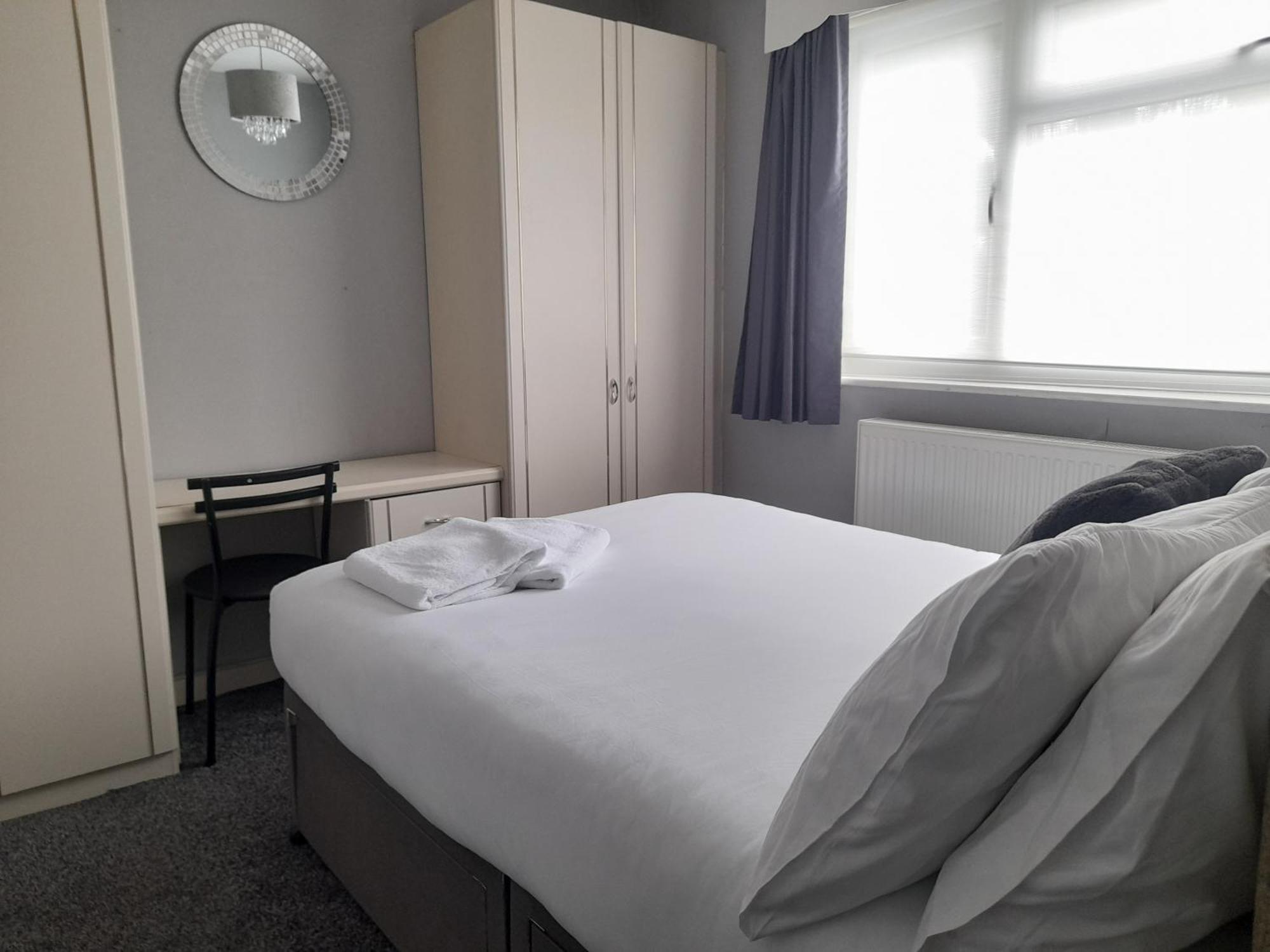 فيلا Bright 4-Bed House 15 Min To Manchester Centre المظهر الخارجي الصورة