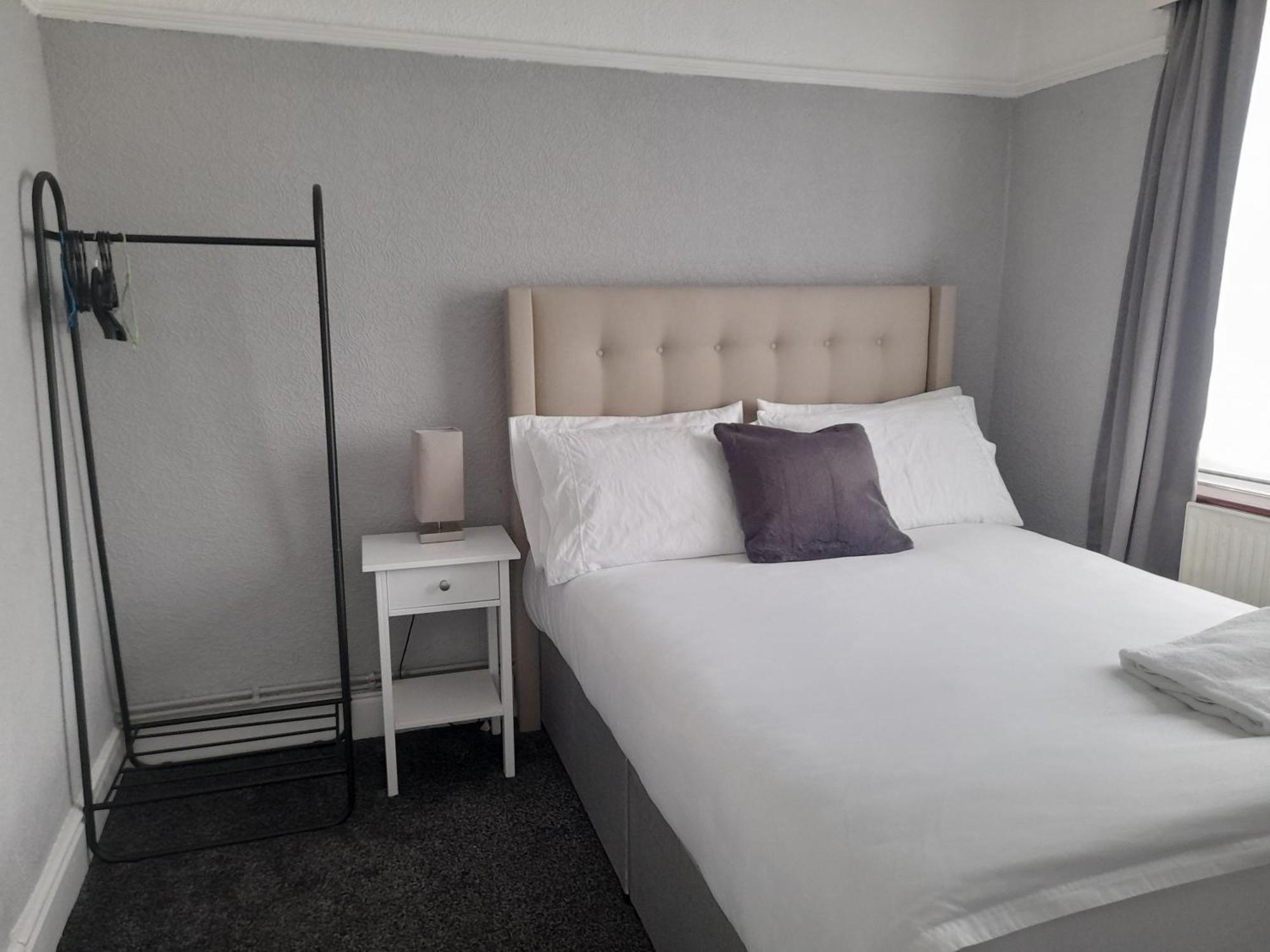 فيلا Bright 4-Bed House 15 Min To Manchester Centre المظهر الخارجي الصورة