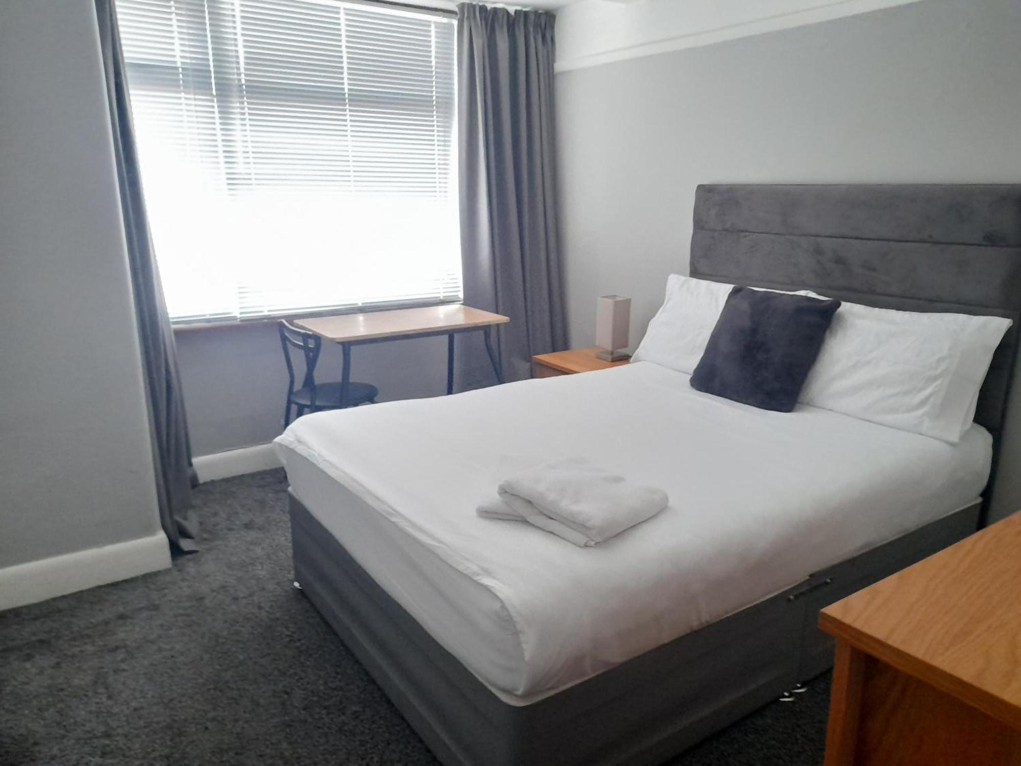 فيلا Bright 4-Bed House 15 Min To Manchester Centre المظهر الخارجي الصورة