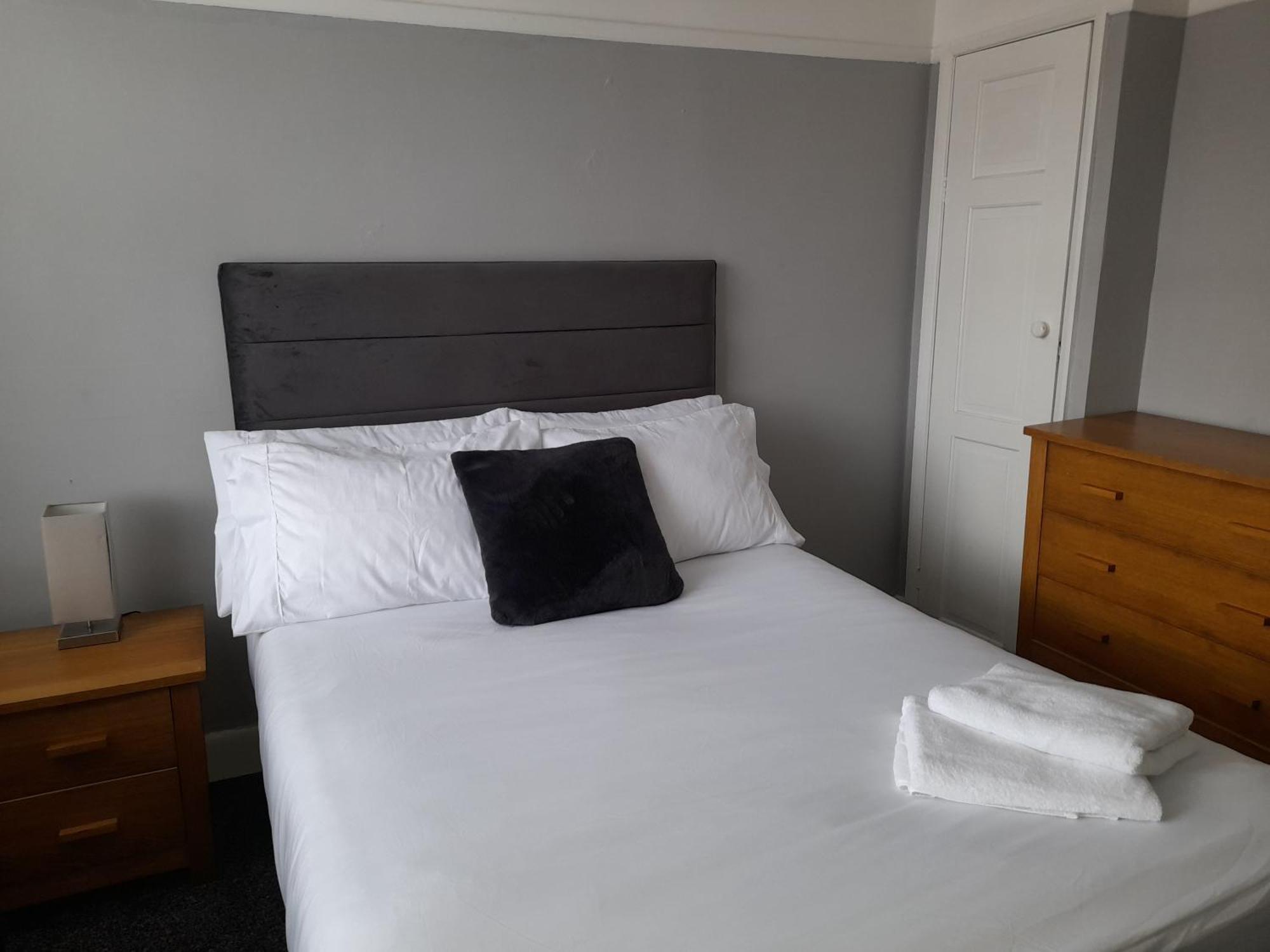 فيلا Bright 4-Bed House 15 Min To Manchester Centre المظهر الخارجي الصورة
