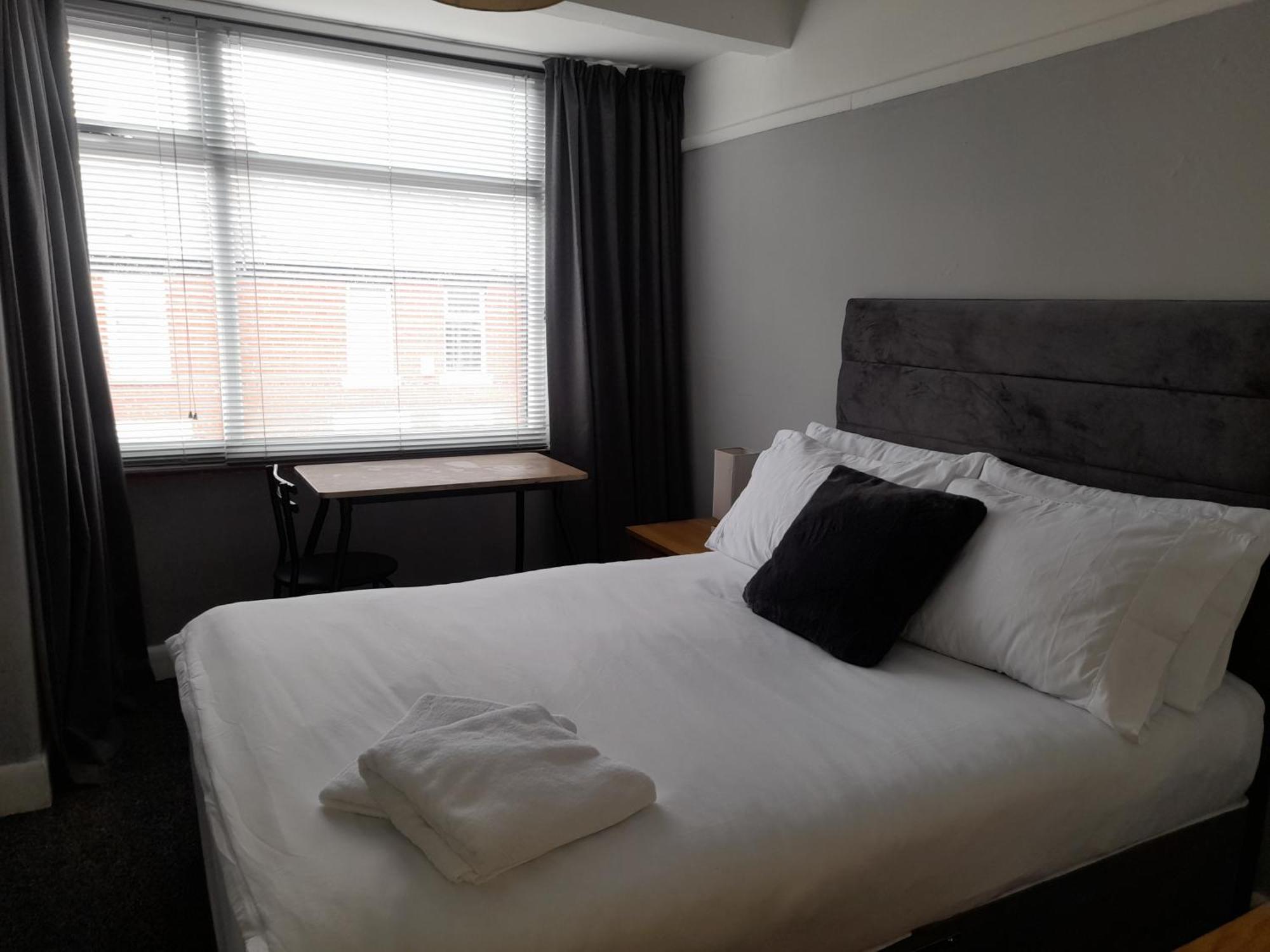 فيلا Bright 4-Bed House 15 Min To Manchester Centre المظهر الخارجي الصورة