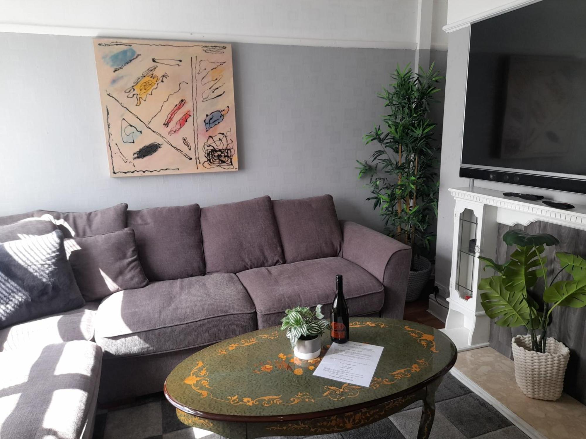فيلا Bright 4-Bed House 15 Min To Manchester Centre المظهر الخارجي الصورة